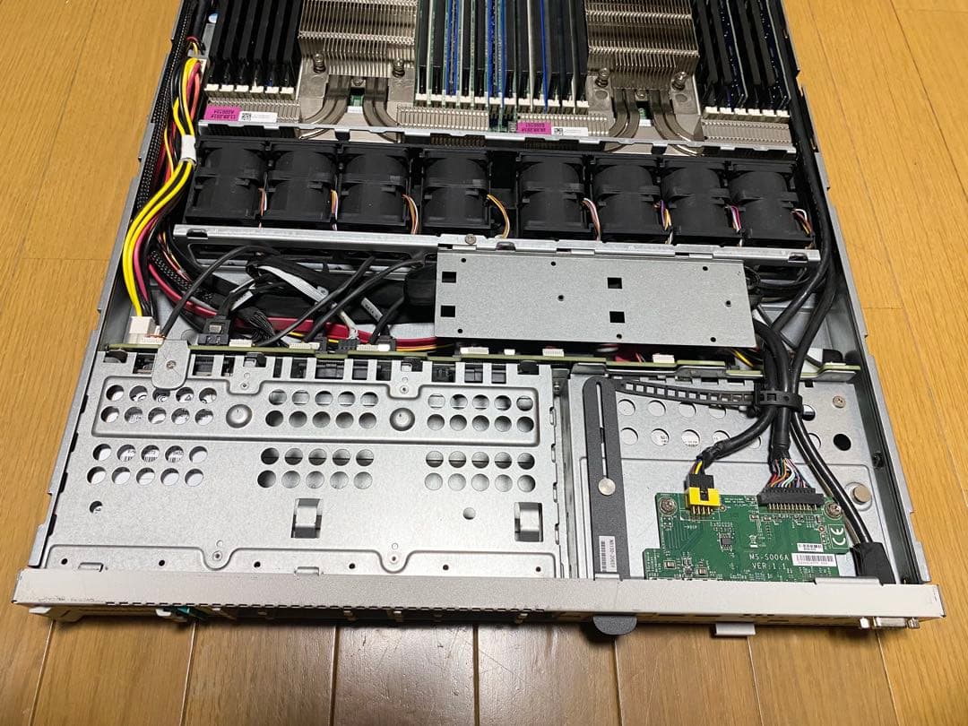 高性能サーバー NEC Xeon E5 16GB 1.5TB 20c40t