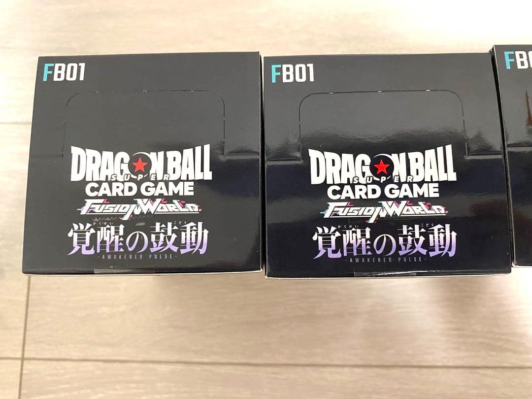 ドラゴンボール　カードゲーム　烈火の闘気　覚醒の鼓動　未開封　テープ付　BOX
