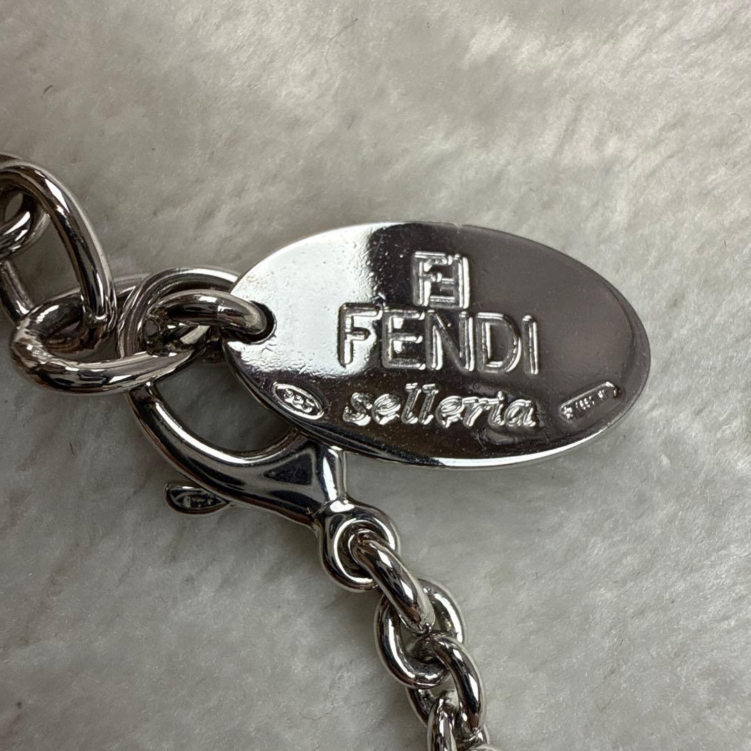 フェンディ ブレスレット セレリア ロゴ プレート シルバー　美品