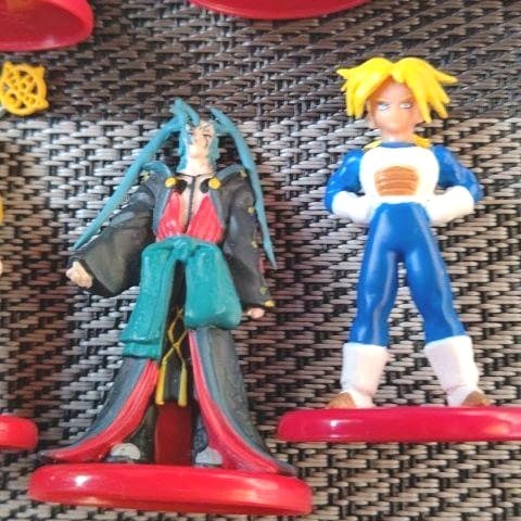 フャイナルファンタジー&ドラゴンボールZトランクス全部12こ