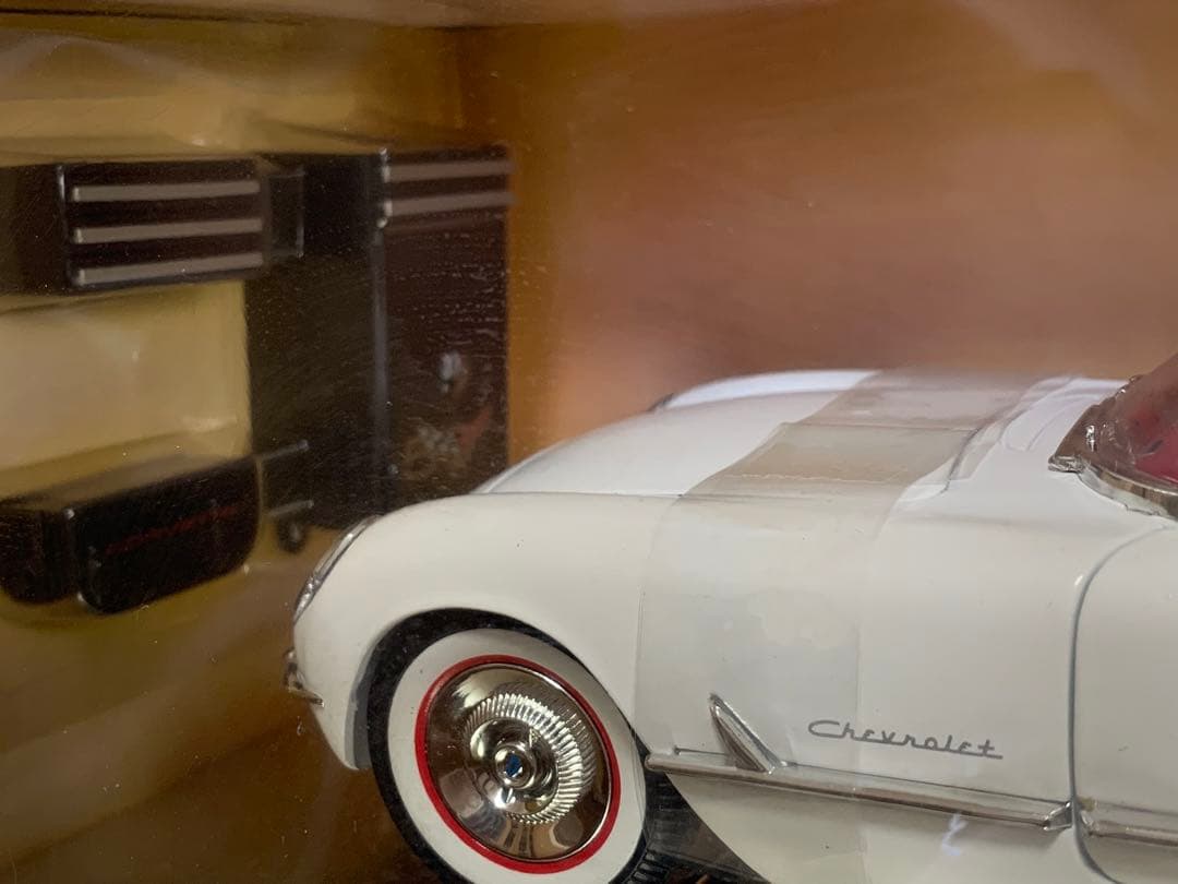 【期間限定値下げ】アメリカングラフティー 1/18及び1/24ミニカー8台セット