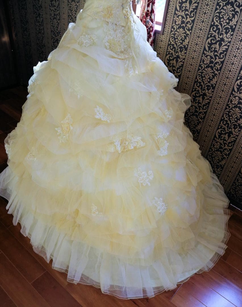 561GRACE高級ウエディングドレス5号7号9号小さいサイズ黄色カラードレス