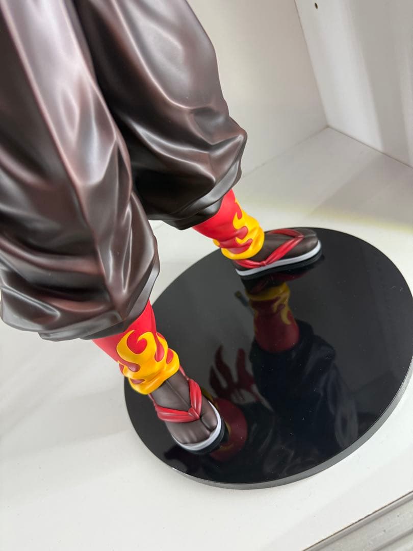 アニメ「鬼滅の刃」無限列車編 煉獄杏寿郎 1/4スケールフィギュア