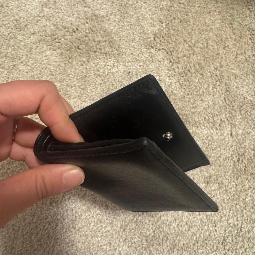 美品✨ヴィヴィアン ブラックレザー二つ折り財布