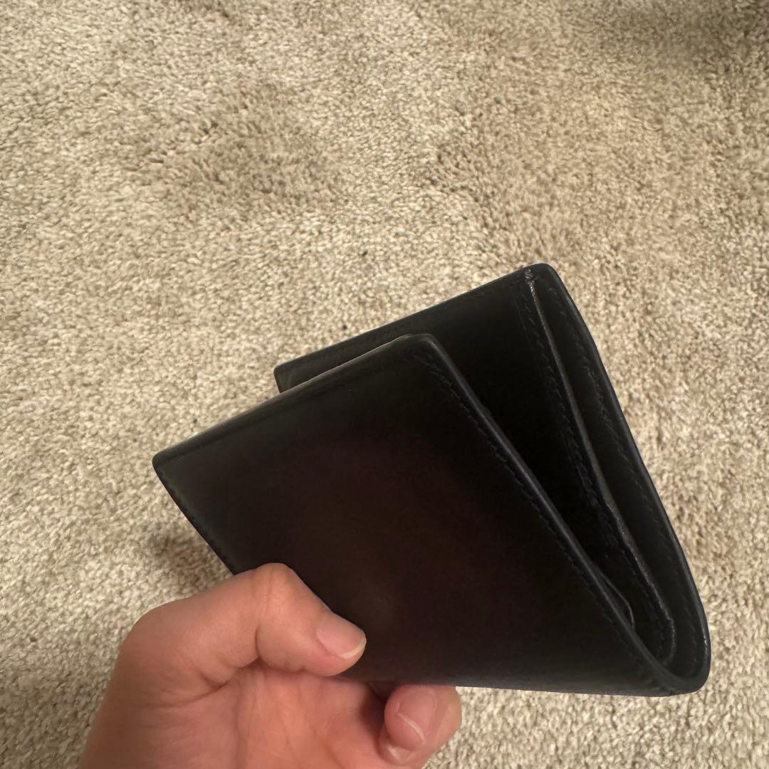 美品✨ヴィヴィアン ブラックレザー二つ折り財布