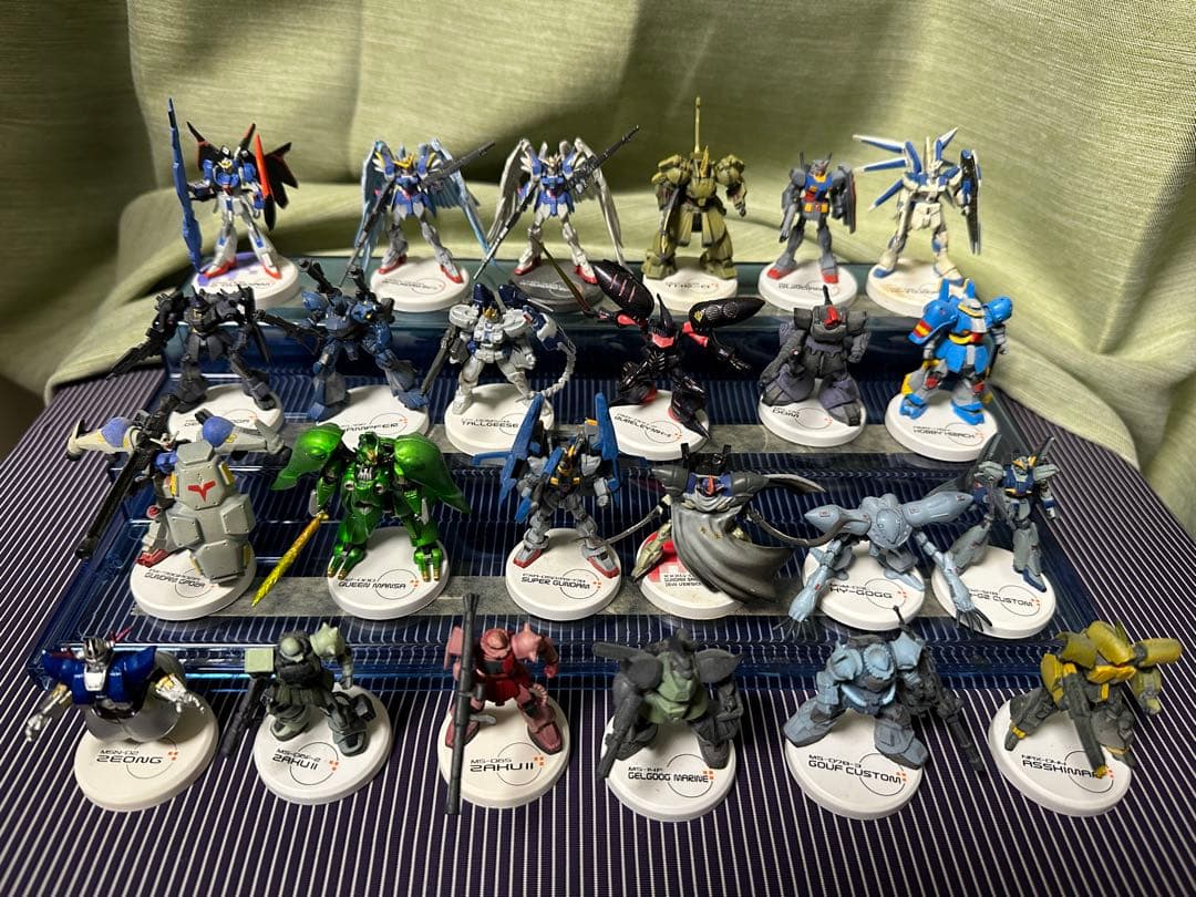 ガンダムアルティメットオペレーションまとめ売り70点