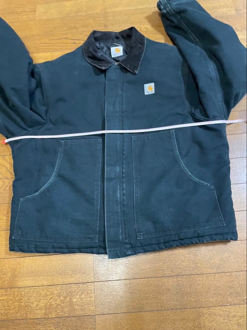 カーハート　トラディショナルジャケット　ブラック短丈　企業ロゴ　フェード　深緑