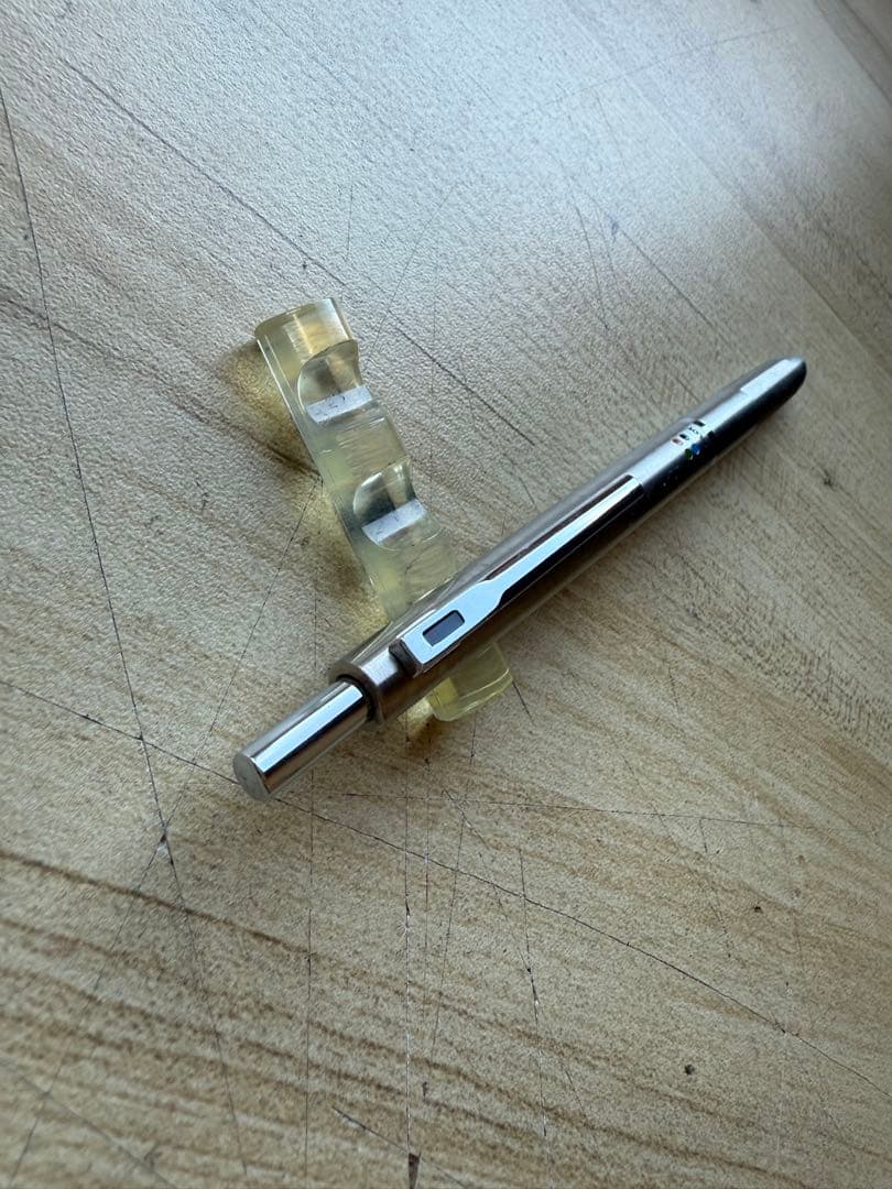 PILOT 多色ボールペン シルバー　廃盤　昭和レトロ　パイロット４色　激レア！