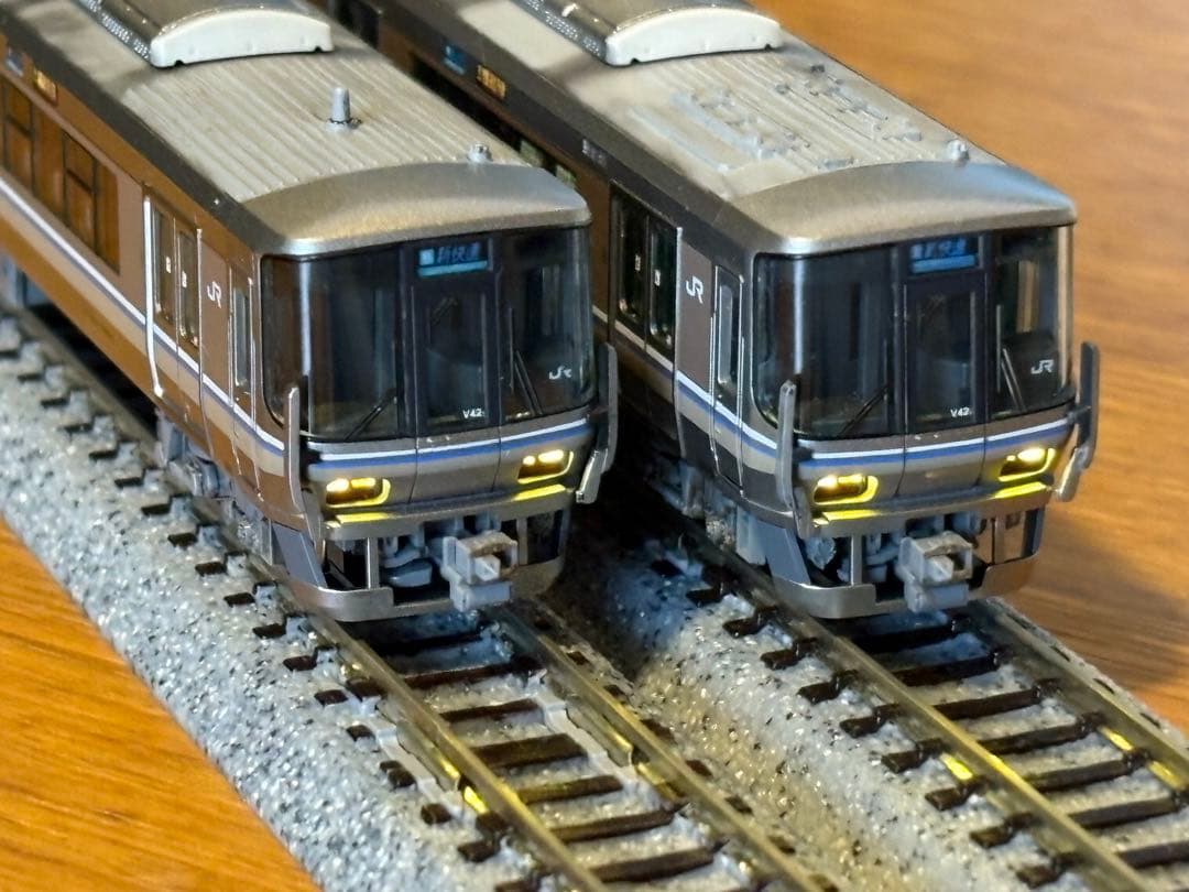 223系　2000番台　12両