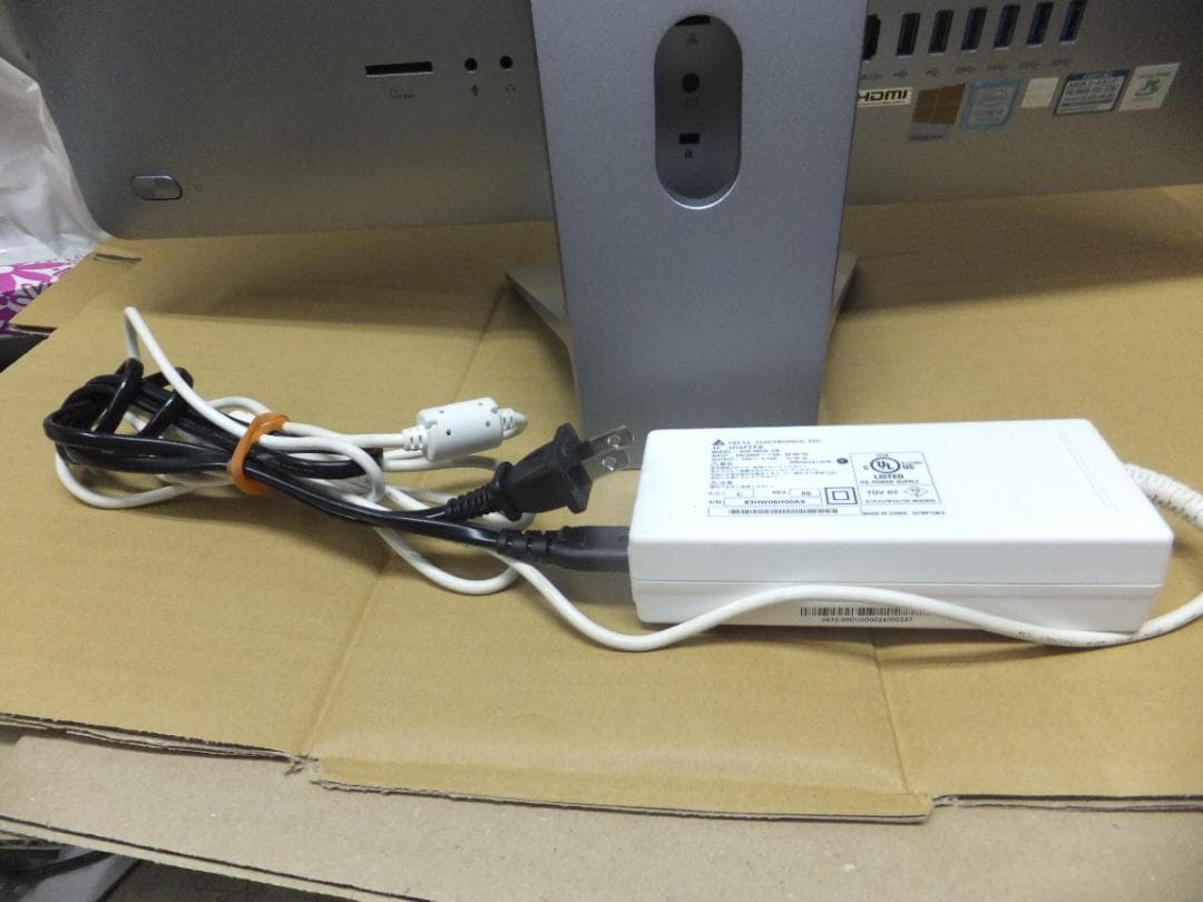 1646) ASUS 一体PC ZN220秒速起動SSD379Gb i5 8G