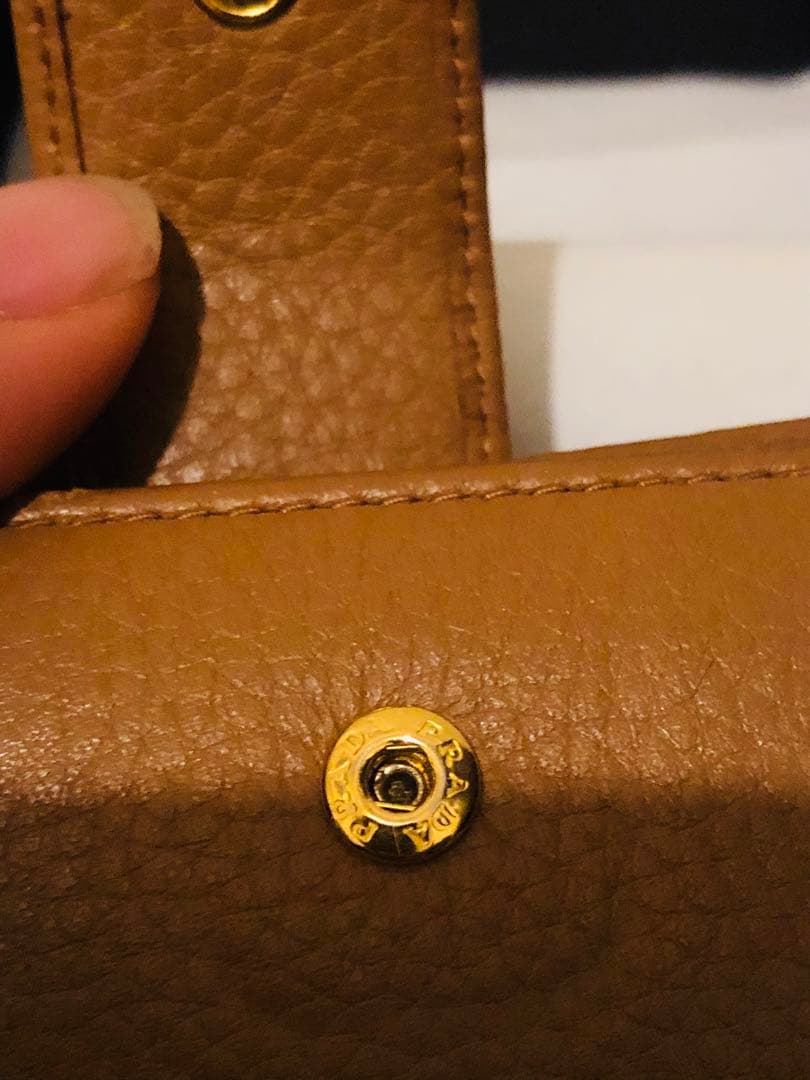 PRADA ブラウン 二つ折り財布(ICチップ(RFID)搭載)