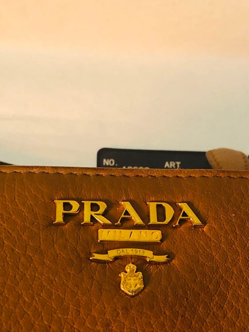 PRADA ブラウン 二つ折り財布(ICチップ(RFID)搭載)