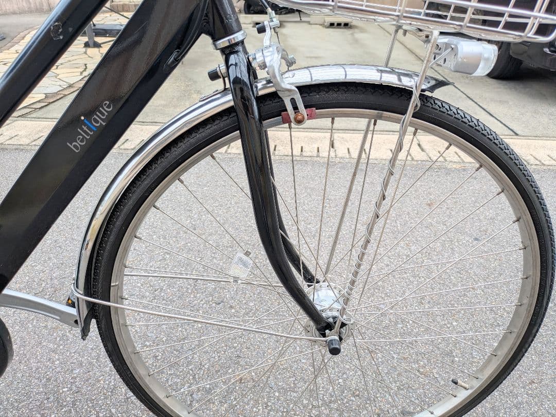 シティタイプ27インチ自転車ベルト式オートライト付ブラック美品、取説、カギ2本付