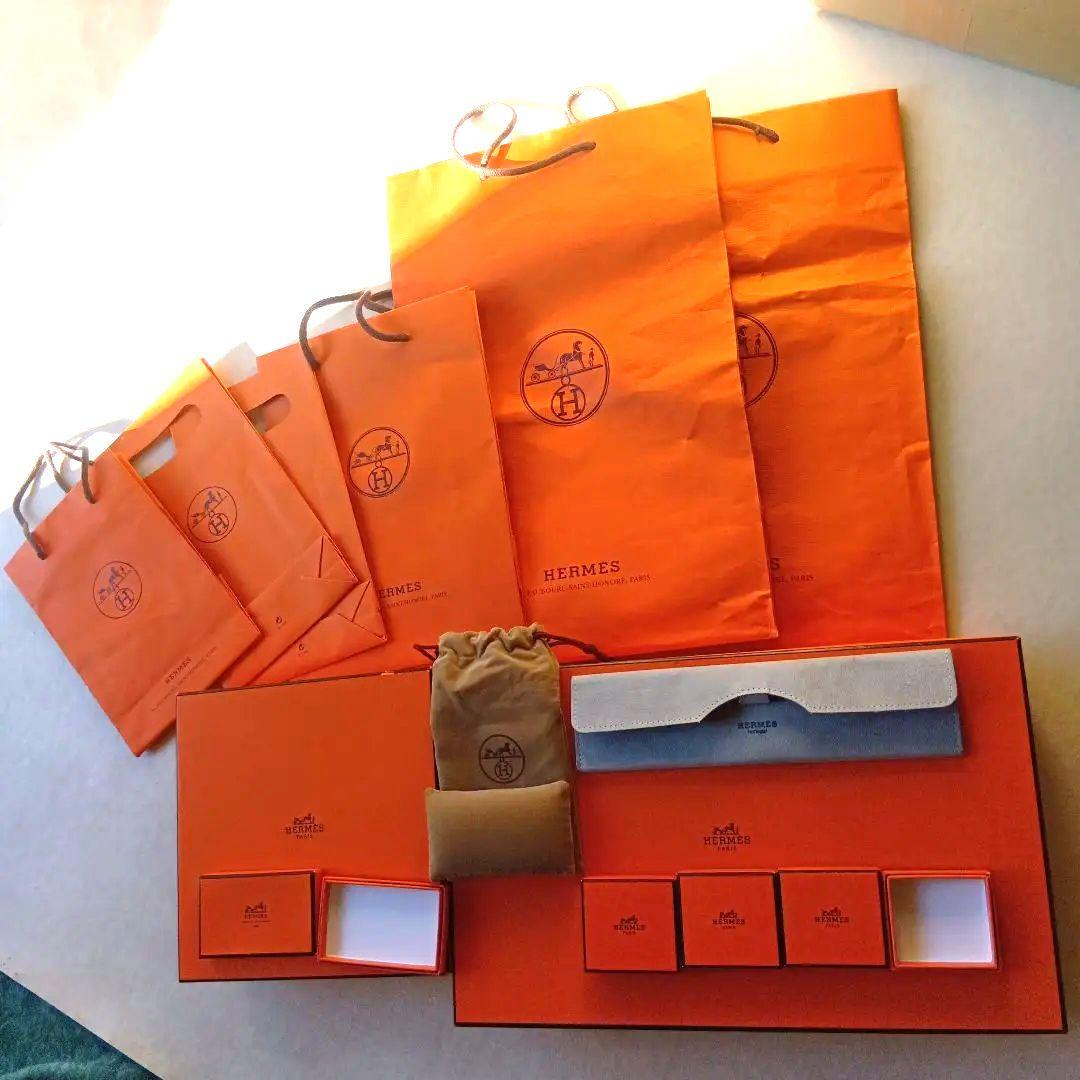 HERMES ギフト用箱、袋 などセット 16点コメントから10%引き HERMES ギフト用箱、袋 などセット 16点コメントから10%引き
