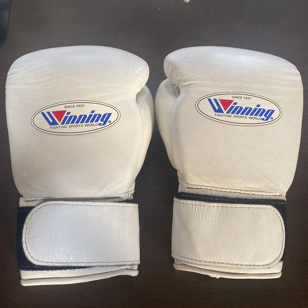 Winning ボクシンググローブ 8 oz ホワイト