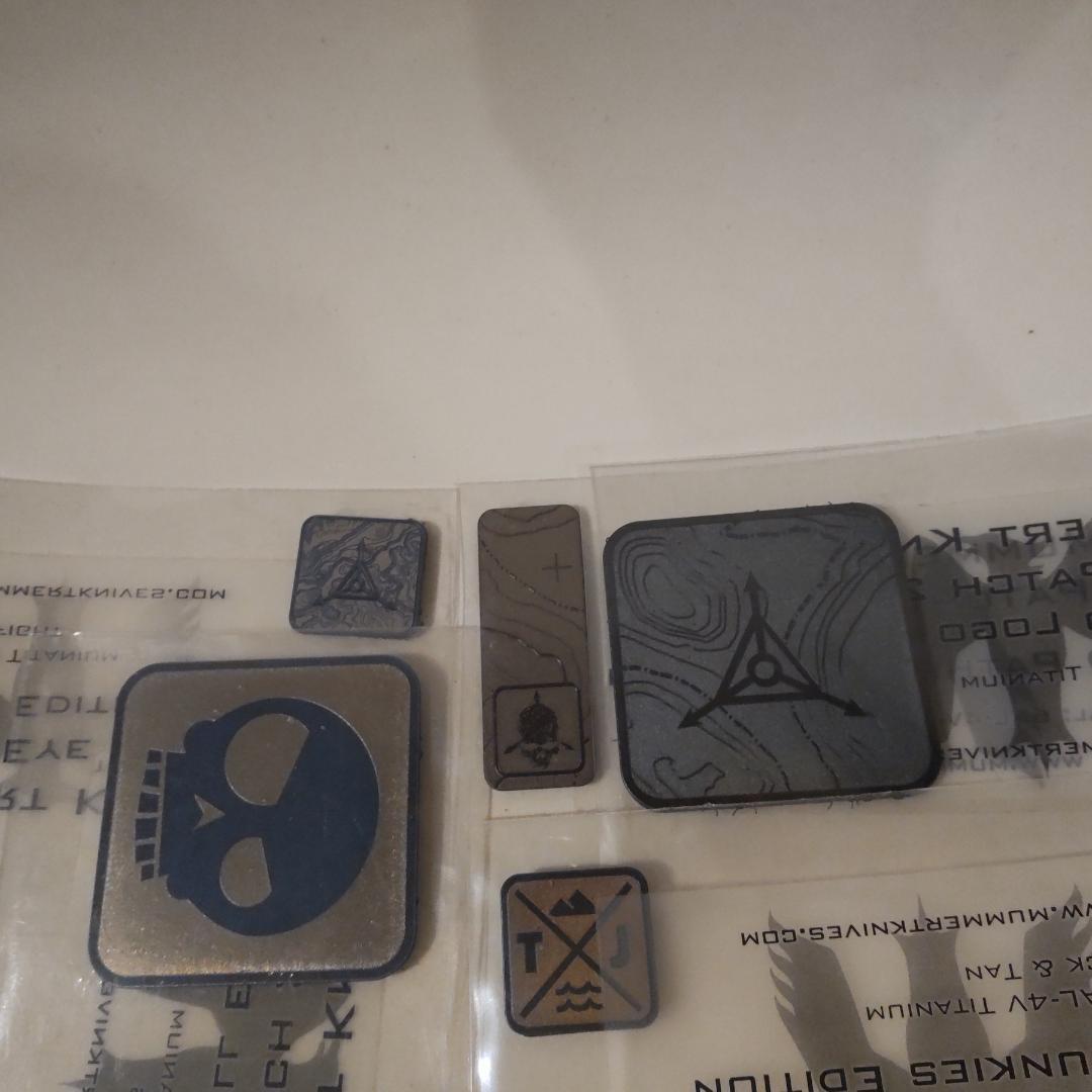 Triple Aught Design チタンパッチ 縦2\"