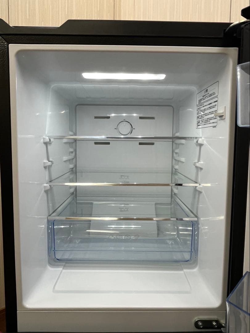 44 冷蔵庫 Hisense 2023 135L HR-G13C-BR 右開き