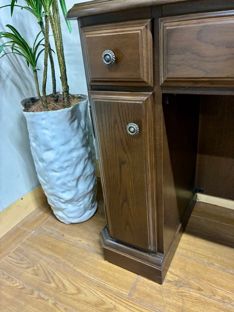 管365☆カリモク☆最高峰ドマーニ☆domani☆クィーンズライフ☆ドレッサー