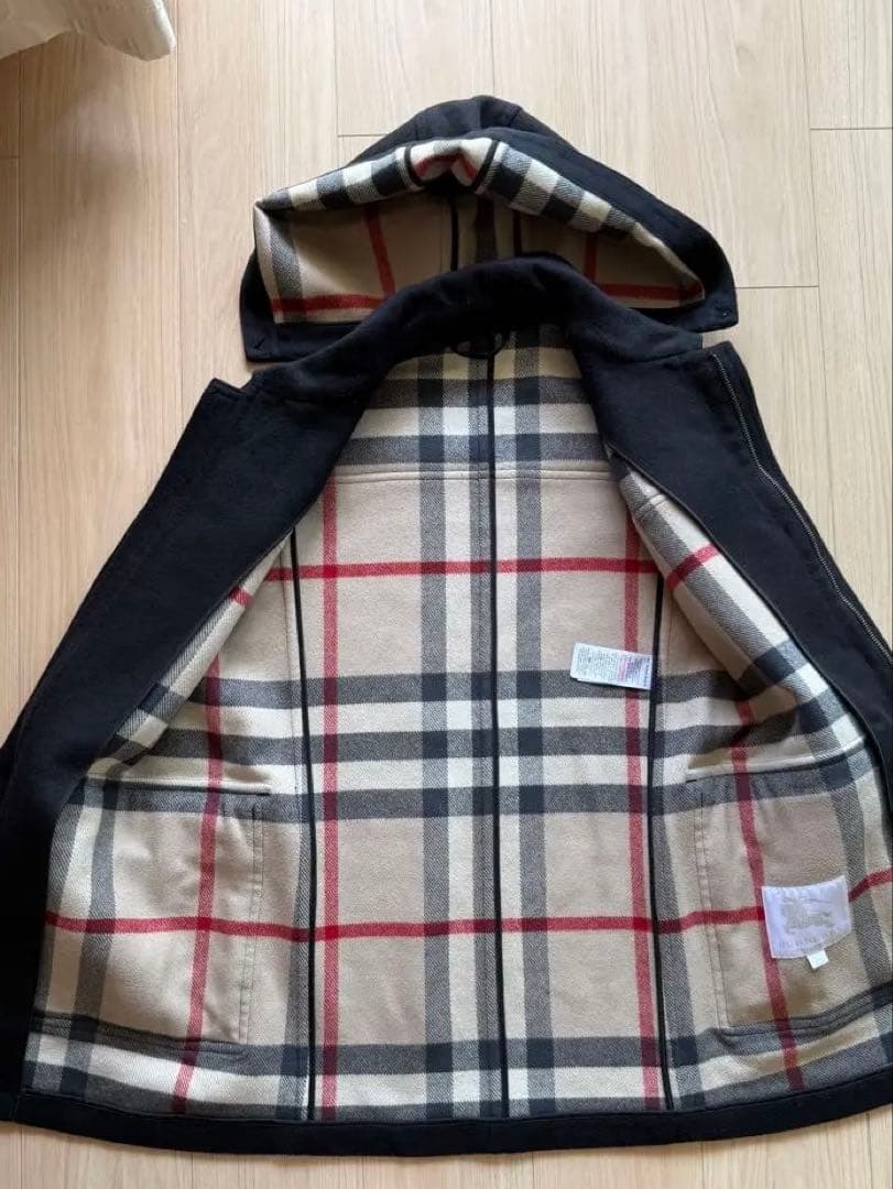バーバリー黒 ダッフルコート ウール100% サイズ160 美品