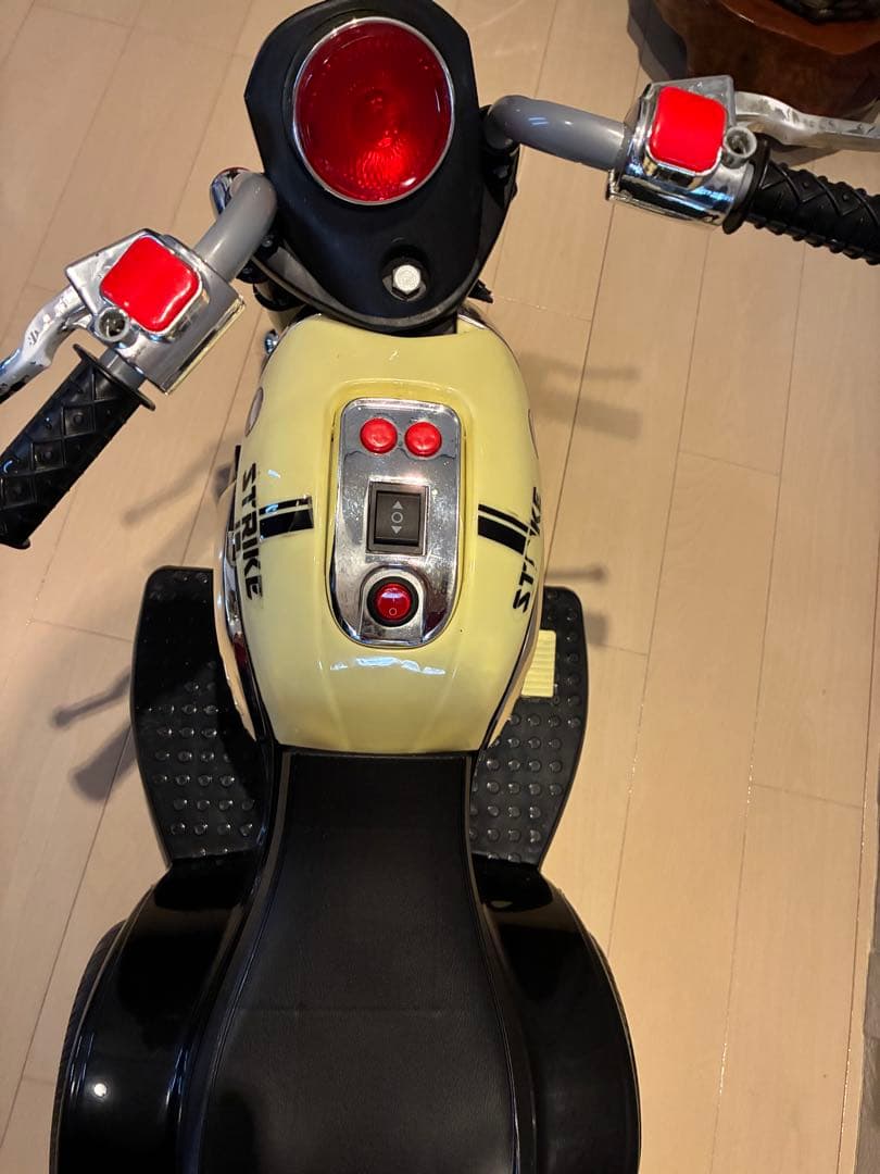 AMG バイクと車のセット LEDライト付き