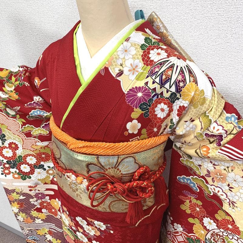 508z8〇京都きもの友禅 古典柄 振袖 地紋 毬 松竹梅 赤〇成人式 結婚