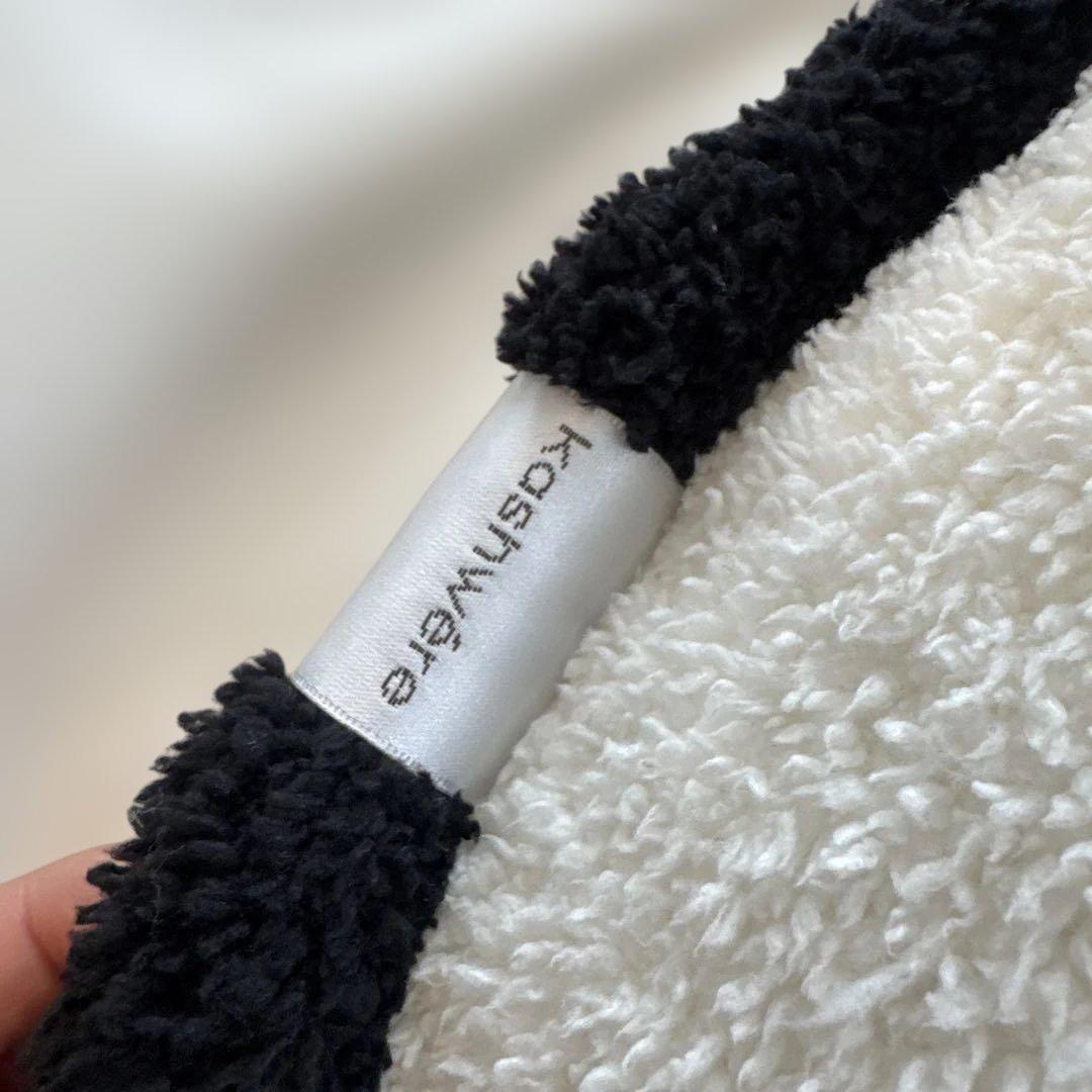 カシウェア　クッション　　kashwere good days