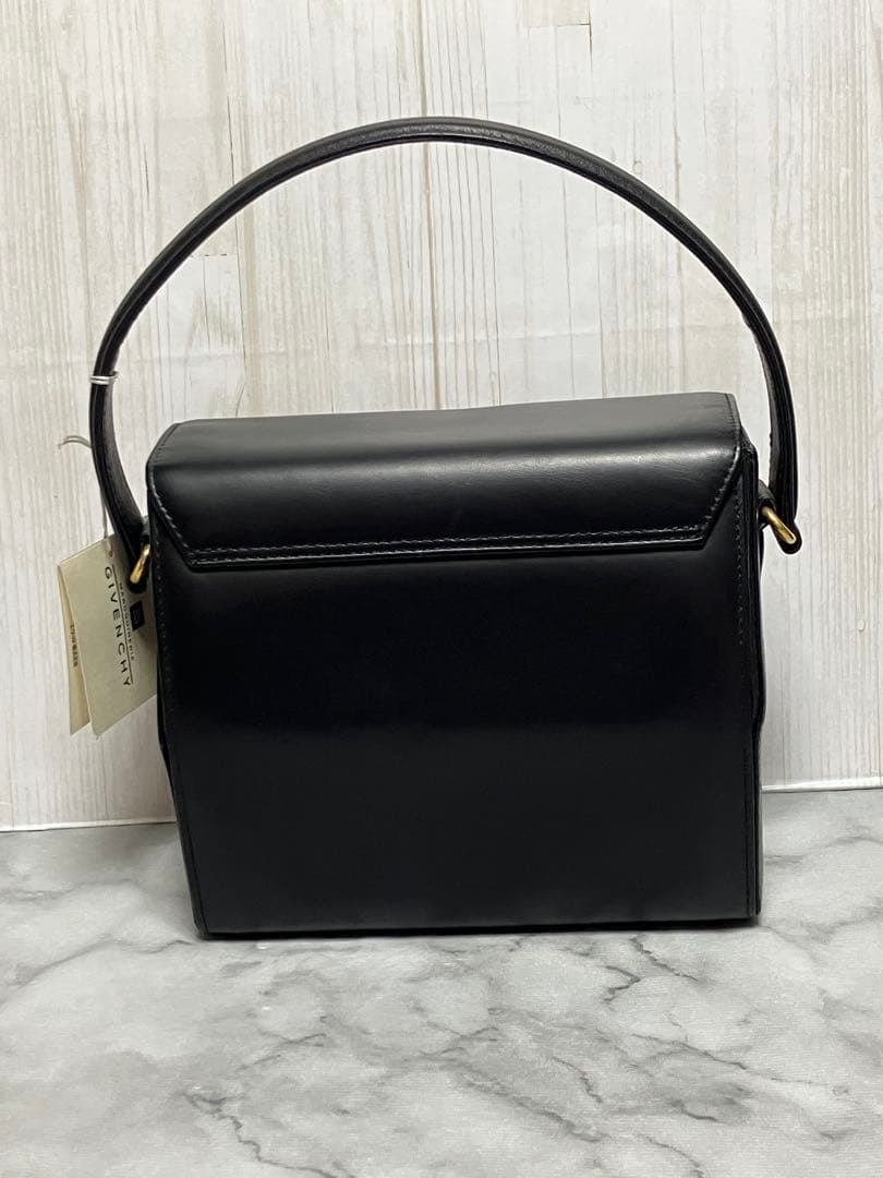 新品未使用　ジバンシー　4Gロゴ　金具付け替え可　フォーマル　ハンドバッグ