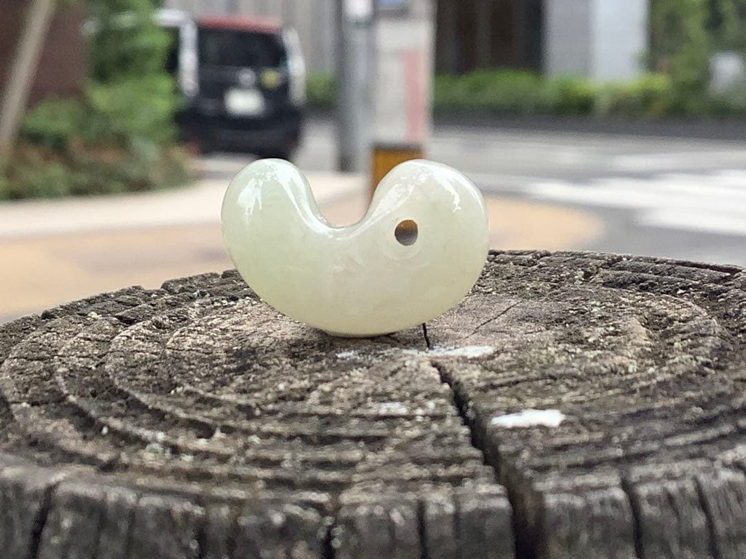 ✳極上材料使用‼️ 氷*糸魚川翡翠勾玉 神様と通じる縁起物お守り 鑑別