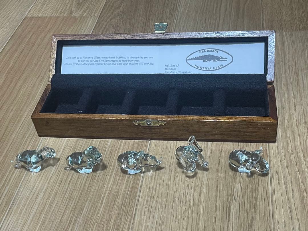 Ngwenya Glass 動物フィギュア 5体セット 木箱付き Ngwenya Glass 動物フィギュア 5体セット 木箱付き Ngwenya Glass 動物