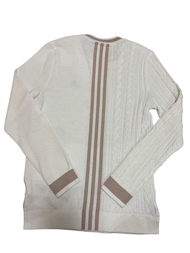 ちびっこＳ　新品アディダスゴルフ ニットセットアップ セーター＆スカート