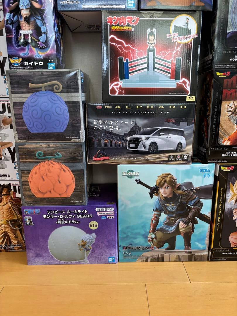 【新品未開封】　フィギュア77体まとめ売り　ワンピース　ドラゴンボール　その他