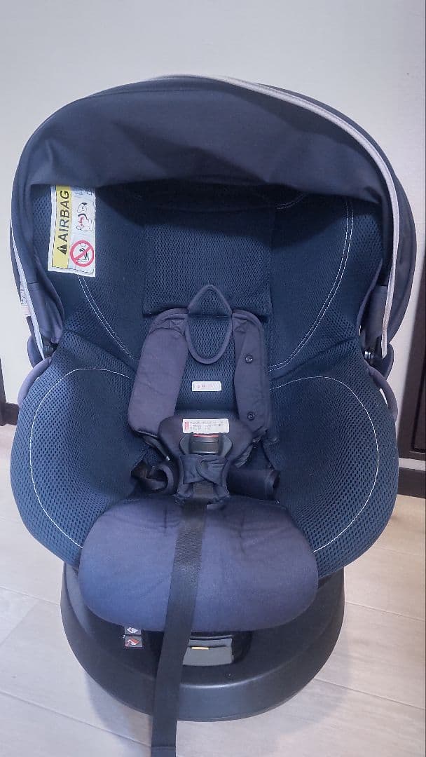 エールベベ クルット4i グランス ISOFIX プラチナネイビー 日除け 車