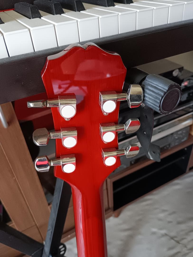 Epiphone　レスポール　100　美品　ピック　収納ケース付き　☆送料無料☆