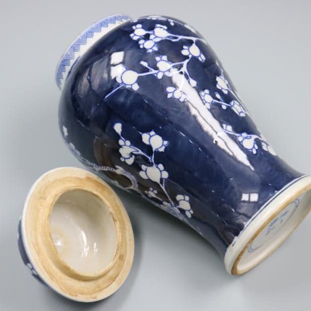 明青藍地氷梅紋将軍壺 景徳鎮 陶磁器 装飾品 現代