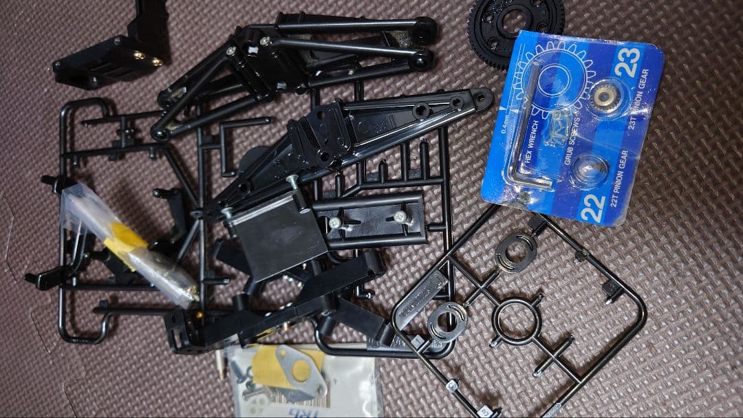 タミヤ F103シャーシ