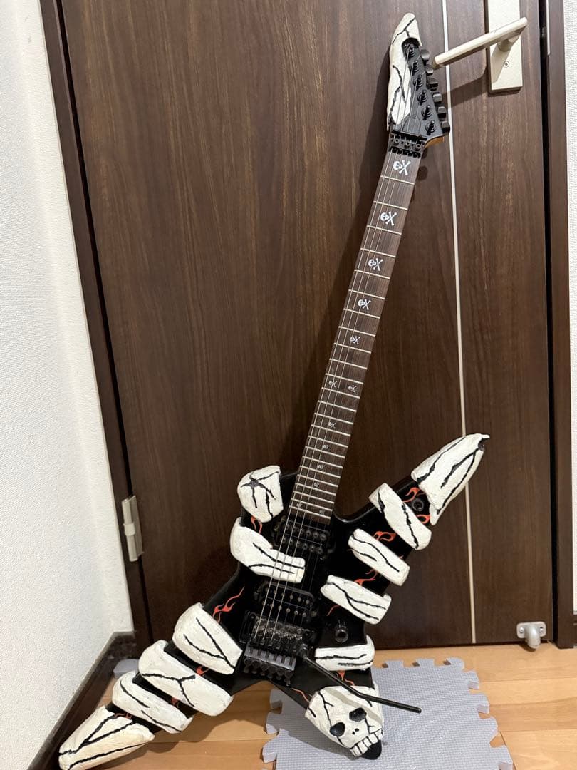 骸骨よしえ風 エレキギター ESP guitars J Rock's Video on X