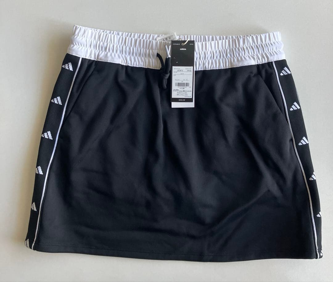 新品⛳️アディダスゴルフビッグロゴダンボールニット&裏フリーススカート　XL