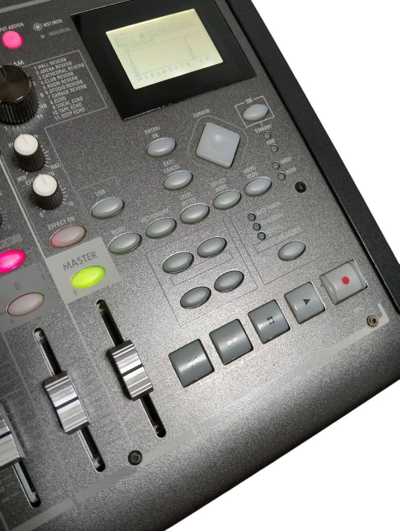 KORG コルグ D888 80GBHD 8トラックMTR