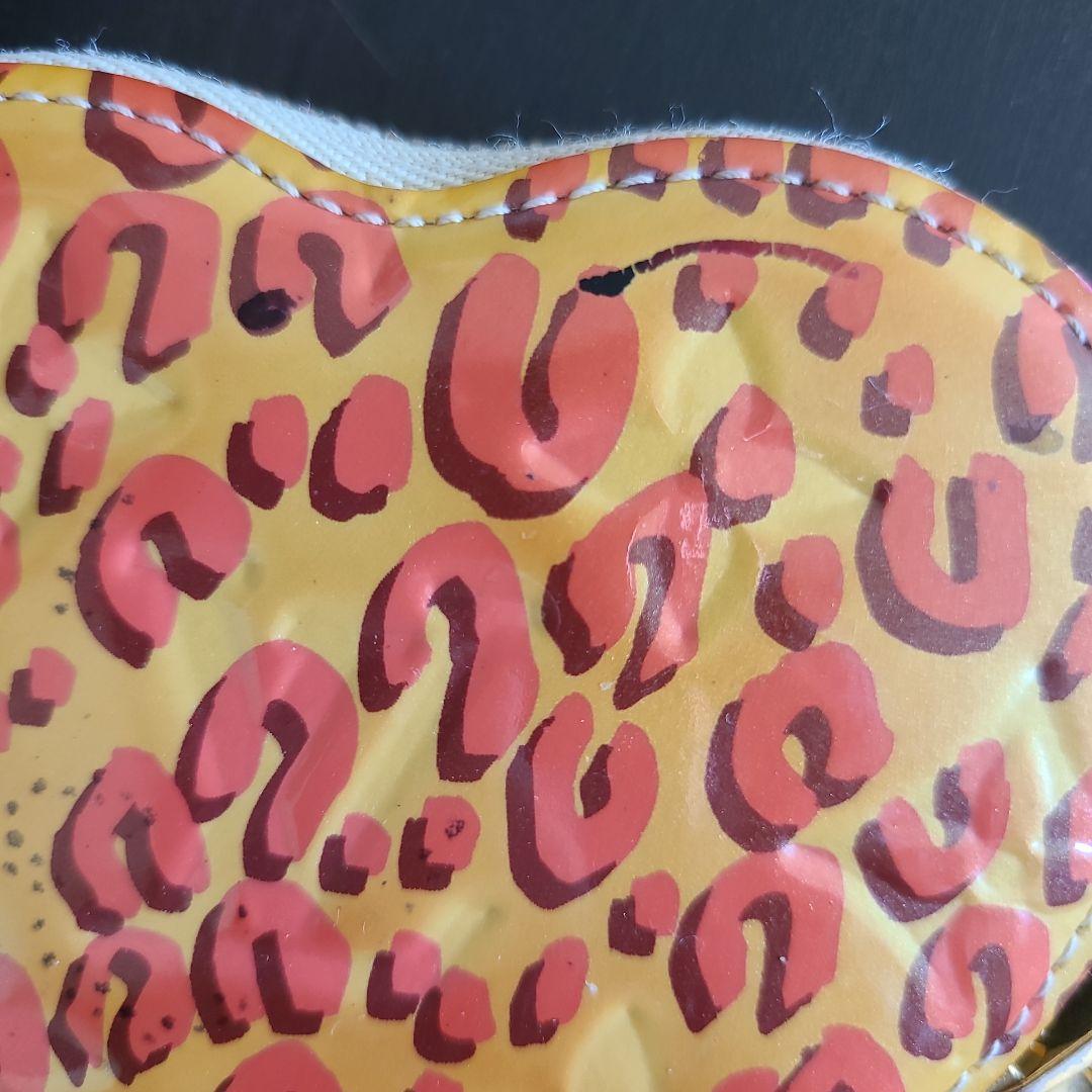 ルイヴィトン　Louis Vuitton ハート型ケース　レオパード