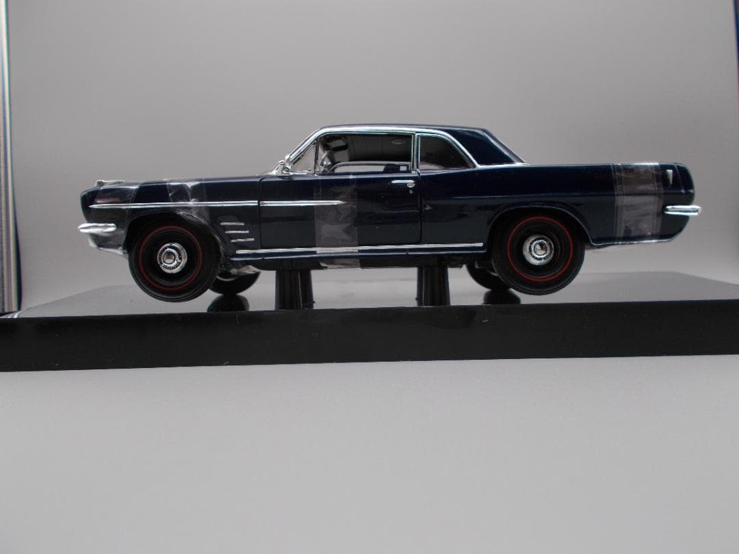 1963 Pontiac Lemans Coupe 1/18