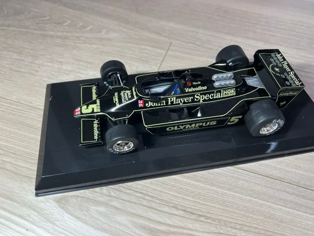 タバコ仕様　ビッグスケールF1コレクション　ロータス79　マリオアンドレッティ