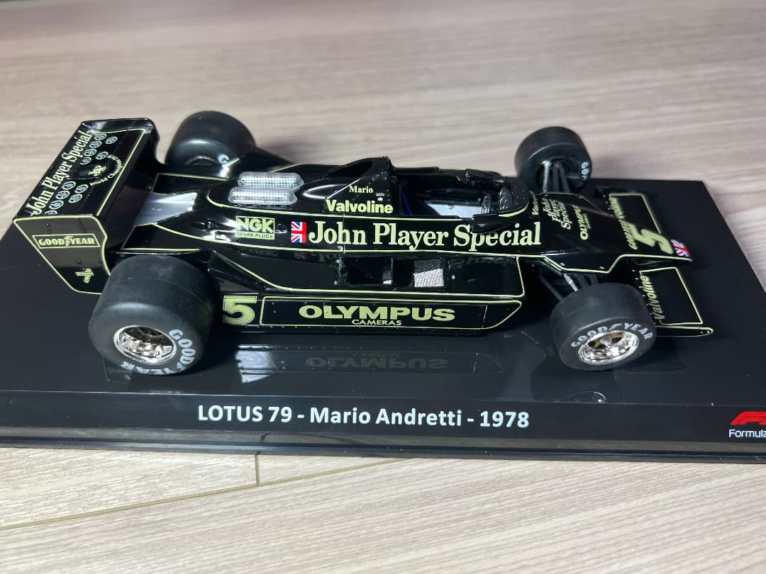 タバコ仕様　ビッグスケールF1コレクション　ロータス79　マリオアンドレッティ
