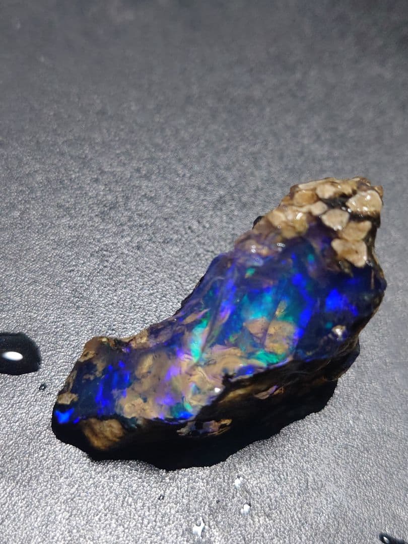 A*e様 エチオピア オパール 青 ブルー 原石 49ct 標本 鉱石