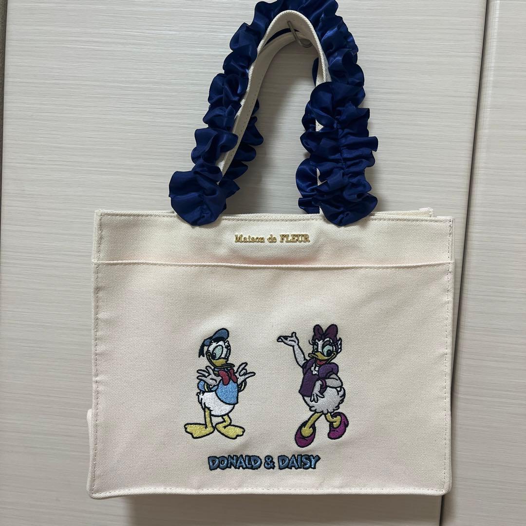 Patagonia 旅行バッグ キャスター付き グレー ボストンバッグ