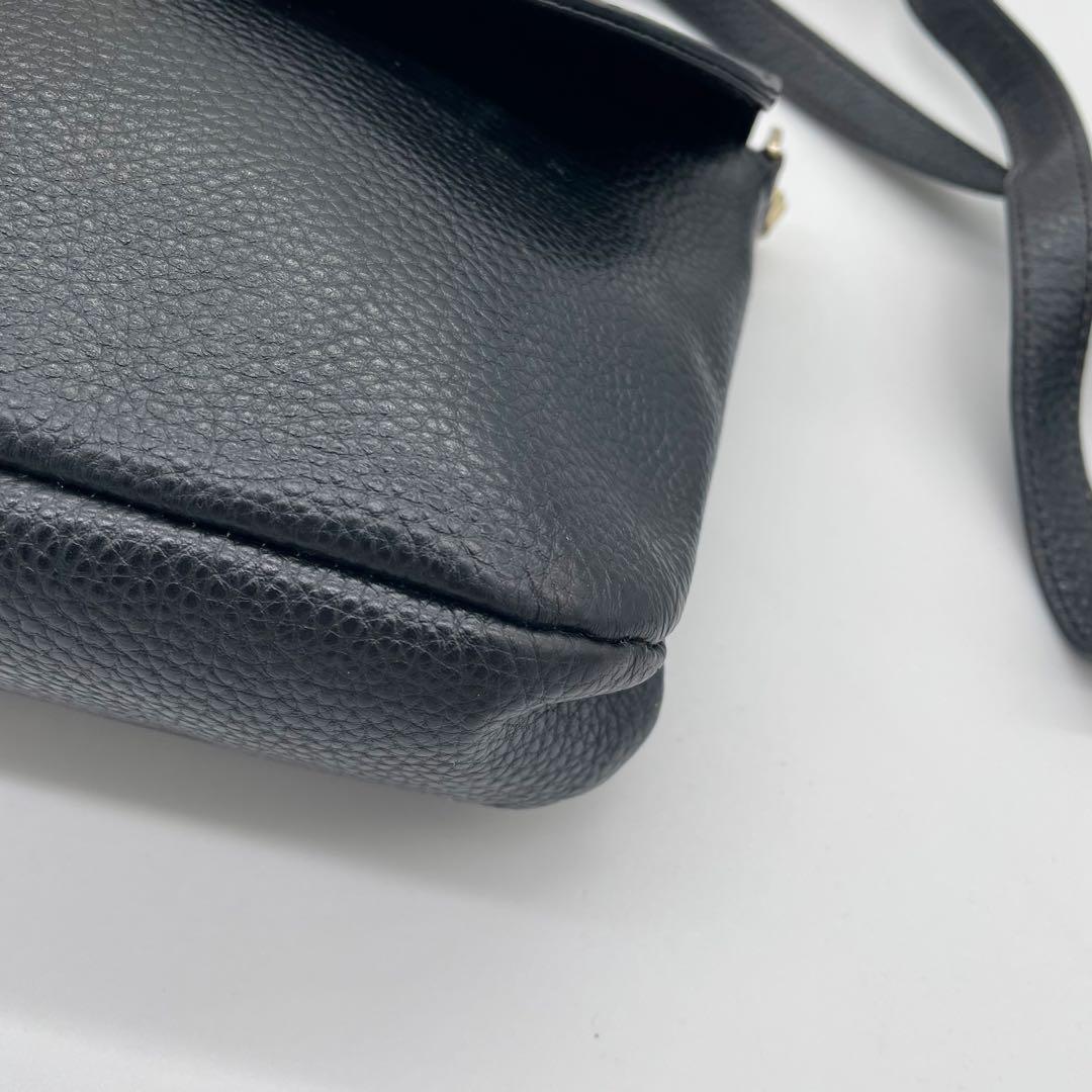 【極美品】アニエスベー　ショルダーバッグ　ゴールド金具　レザー　ブラック