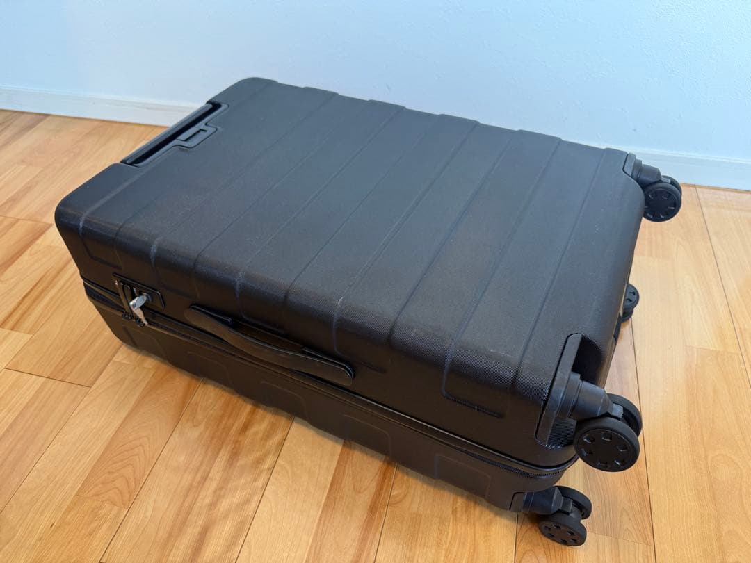 カンフーさま専用 廃盤品☆無印良品 キャリーケース 黒 4輪 63L