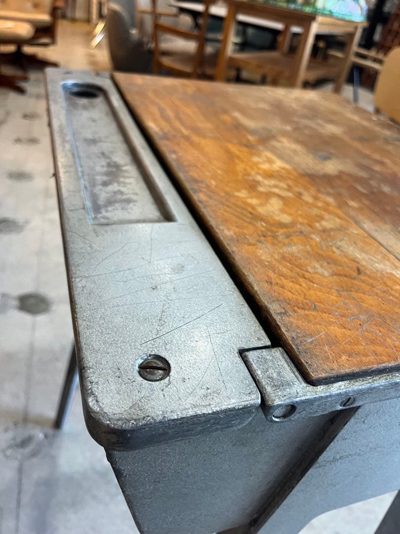 ESAVIAN イギリス スクールデスク【推定50s-60s】