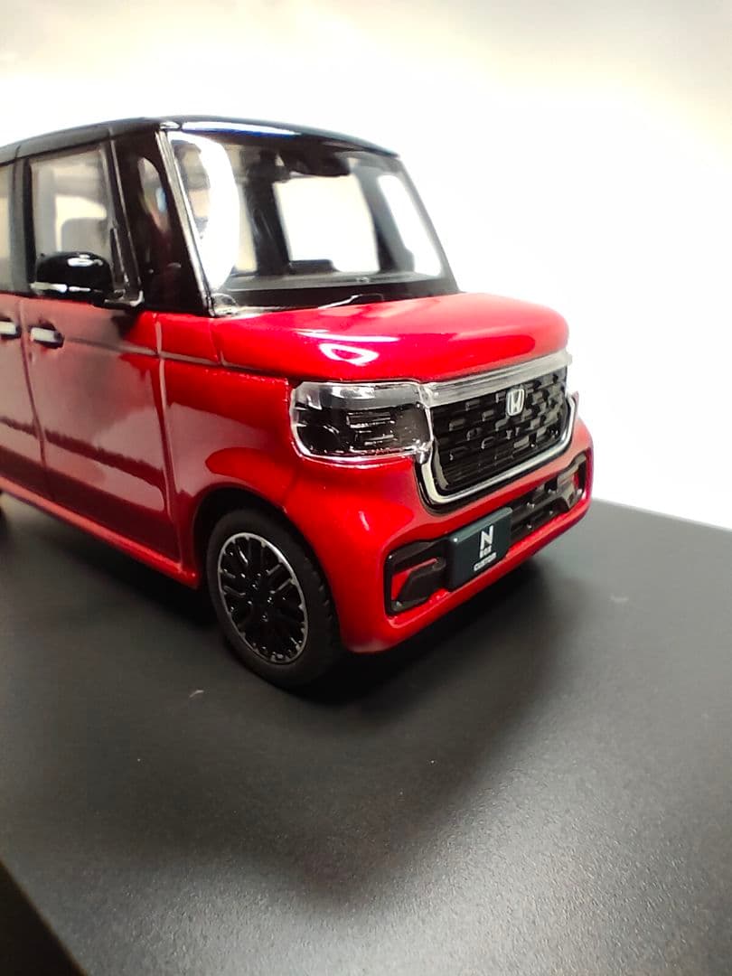 ⭕️新品貴重❗新型N-BOXCustomカラーサンプルミニカー1/43