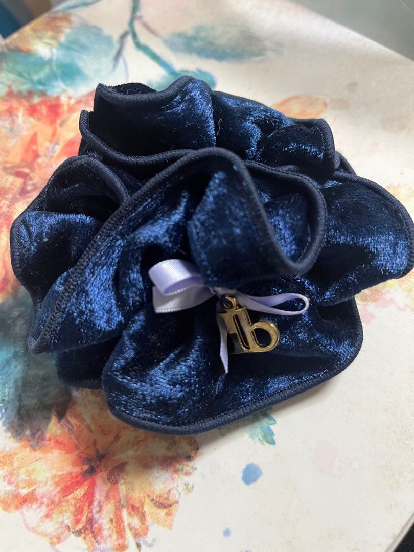 フリーホラーゲーム Ibグッズセット Ib』の公式グッズが発売開始