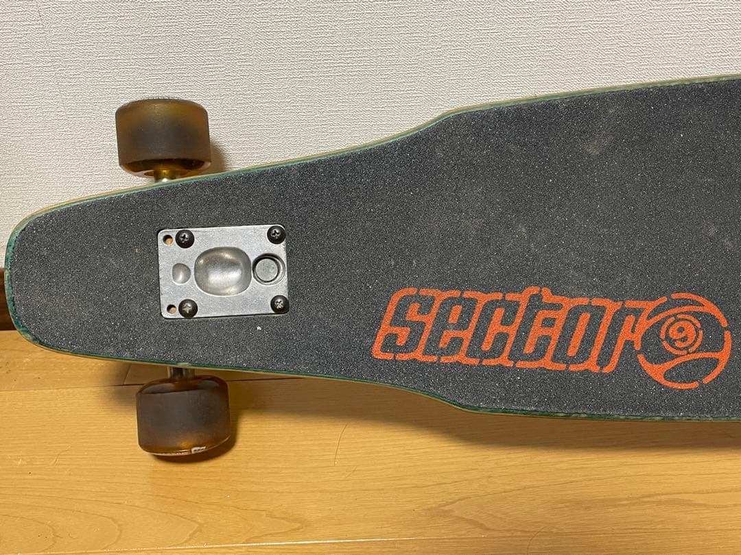 Sector9 チャンバー サイドワインダー搭載33インチロングボード